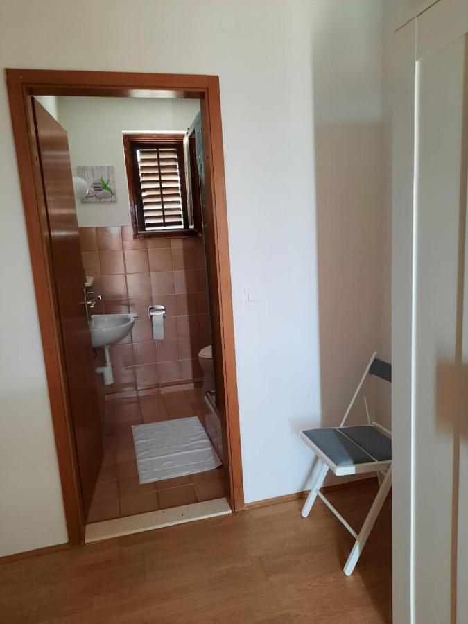 Studio-Appartements Emwey Trogir Extérieur photo