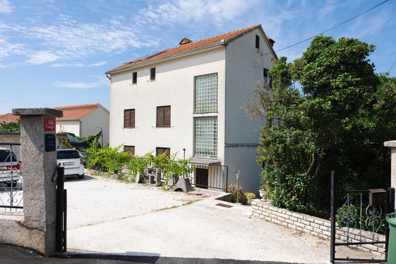 Studio-Appartements Emwey Trogir Extérieur photo